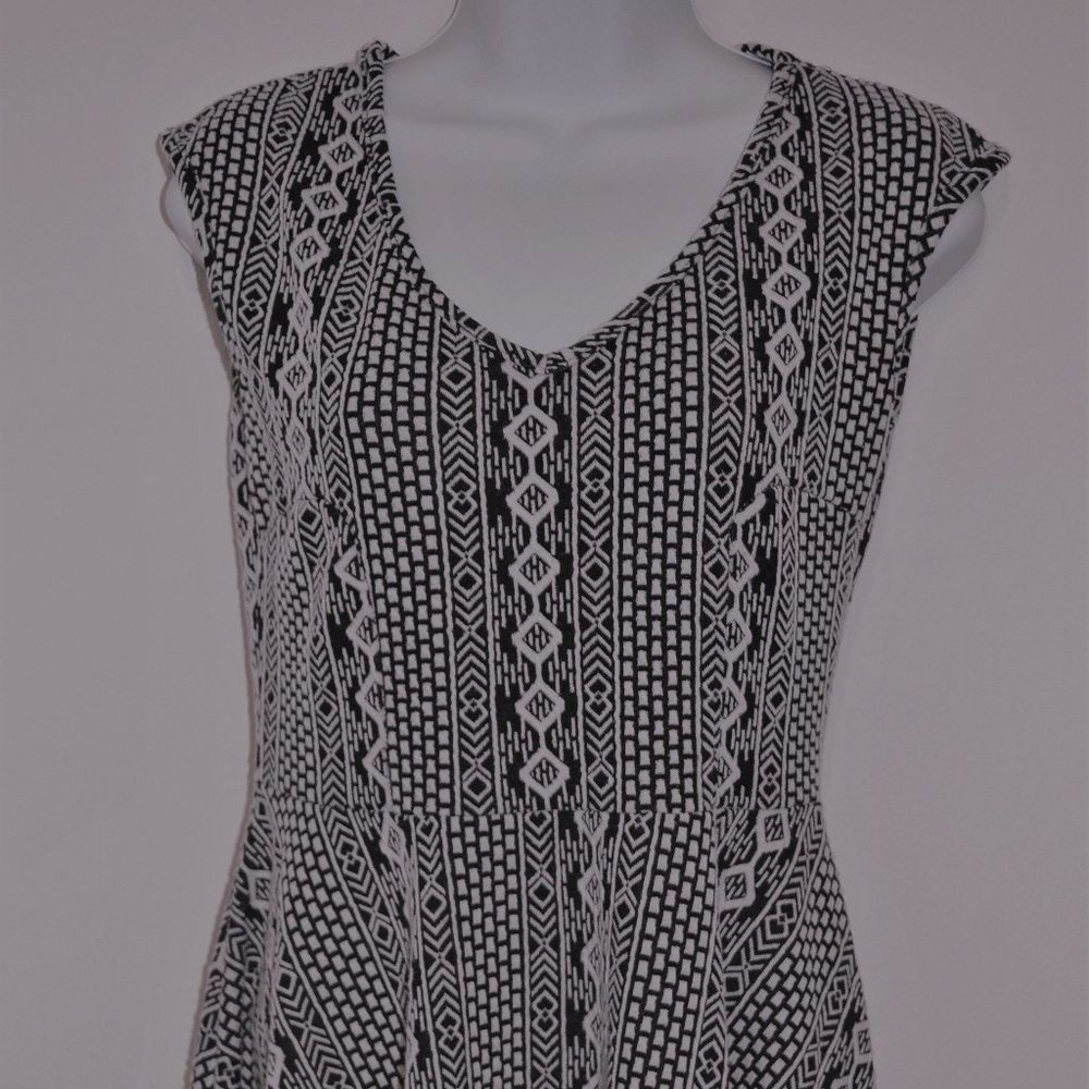 Black and white dress